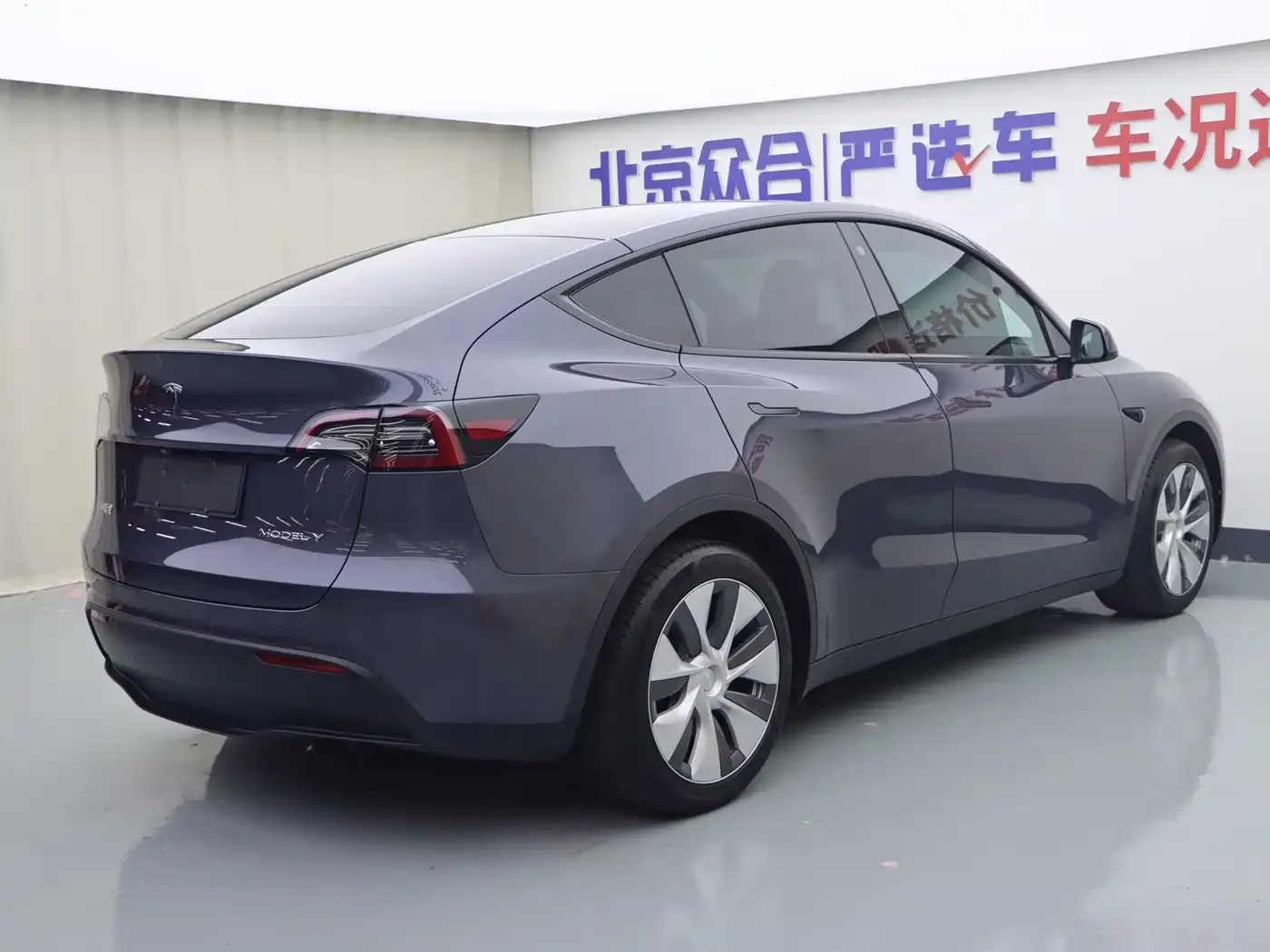Tesla Model Y 2022 Facelift Rear-Wheel Drive Version — Фото автомобиля 23