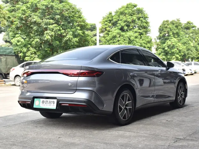 BYD Qin L 2024 DM-i 120KM Leading — Фото автомобиля 16