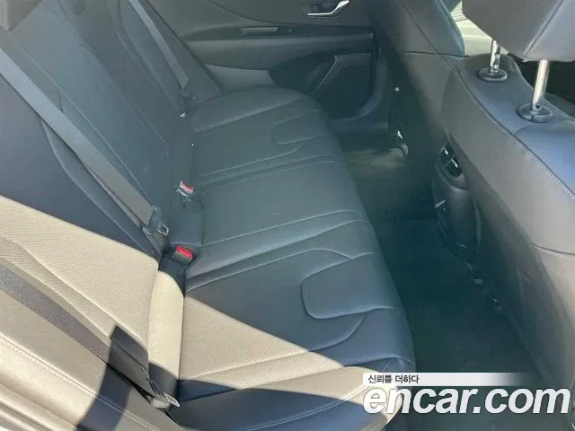 Hyundai Avante CN7 — Фото автомобиля 17