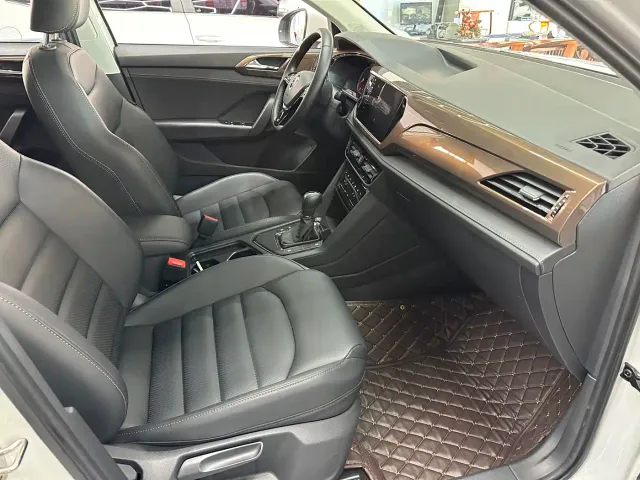 Volkswagen Tharu — Фото автомобиля 7