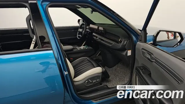 Kia EV9 — Фото автомобиля 10