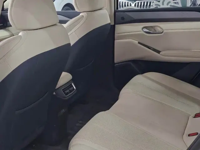 BYD Qin L — Фото автомобиля 5