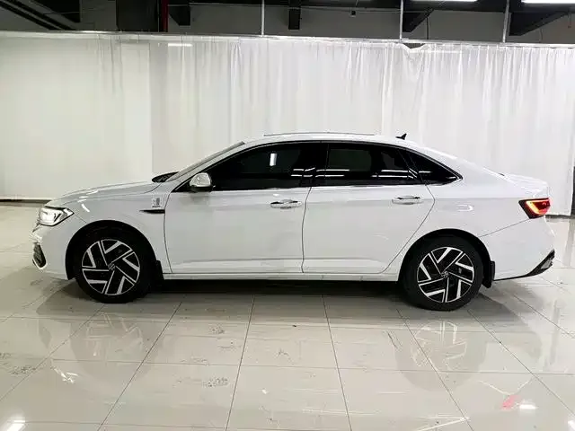 Volkswagen Sagitar — Фото автомобиля 7