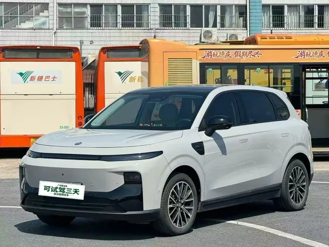 Фотография автомобиля — Leapmotor B10