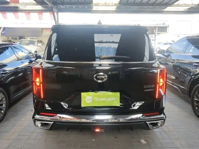 GAC Trumpchi GS8 — Фото автомобиля 5