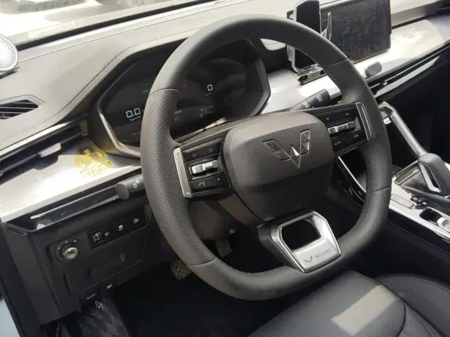 Wuling Asta — Фото автомобиля 15
