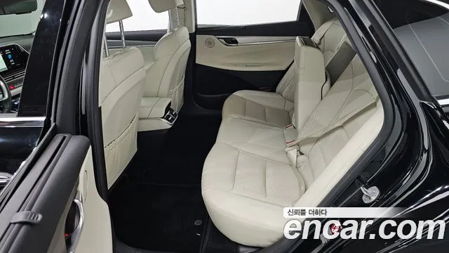 Hyundai Grandeur Grandeur (New) — Фото автомобиля 11