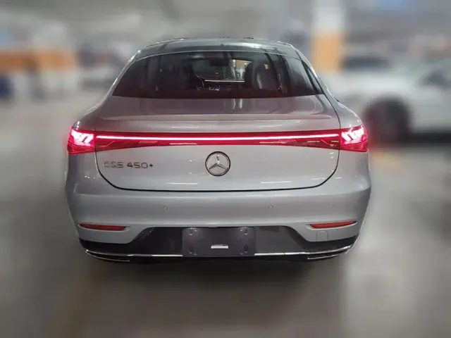 Mercedes-Benz EQS — Фото автомобиля 7