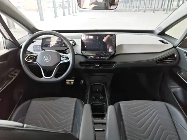 Volkswagen ID.3 — Фото автомобиля 9