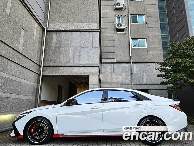 Hyundai AVANTE — Фото автомобиля 11