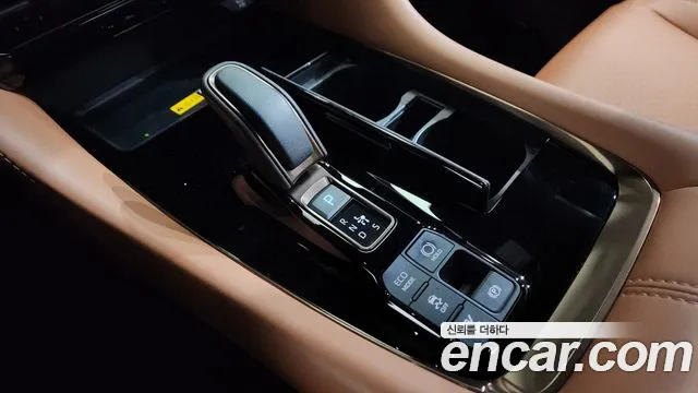 Toyota Alphard — Фото автомобиля 7
