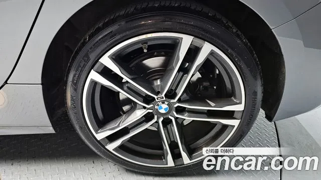 BMW 1 Series F40 — Фото автомобиля 20