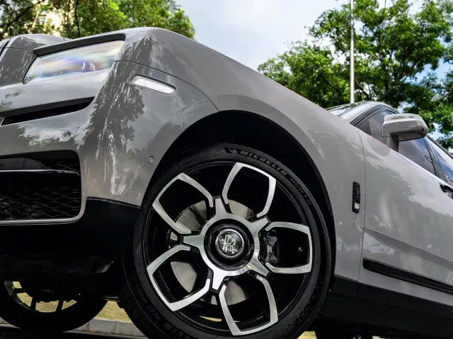 Rolls-Royce Cullinan — Фото автомобиля 4
