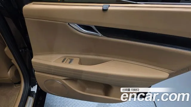 Genesis G80 Бензин 2.5 турбо AWD — Фото автомобиля 25
