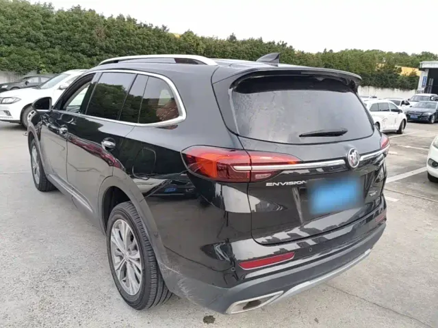 Buick Envision Plus — Фото автомобиля 4