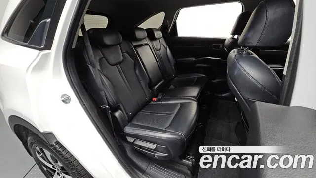 Kia Sorento Sorento 4-е поколение Бензин 2.5T 2WD — Фото автомобиля 11