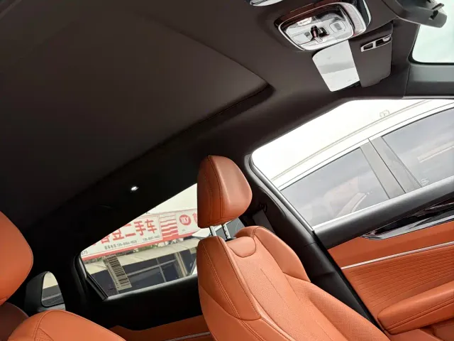 Geely Boyue — Фото автомобиля 19