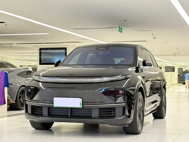 Фотография автомобиля — Li Auto L7