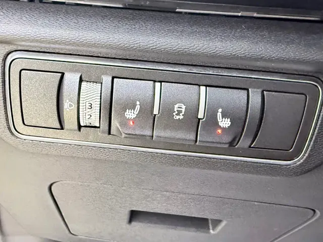 Jetour X70 Plus — Фото автомобиля 11