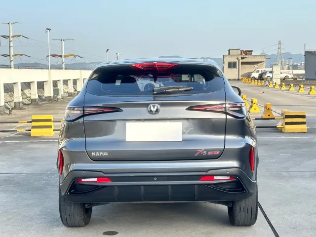 Changan X5 Plus — Фото автомобиля 7