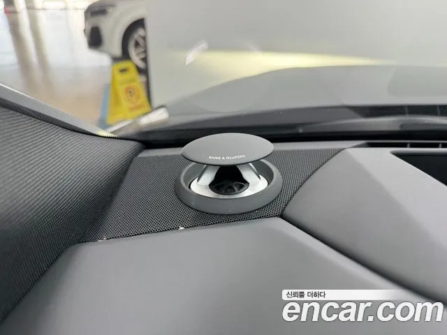 Audi A8 55 TFSI quattro Premium LWB — Фото автомобиля 20