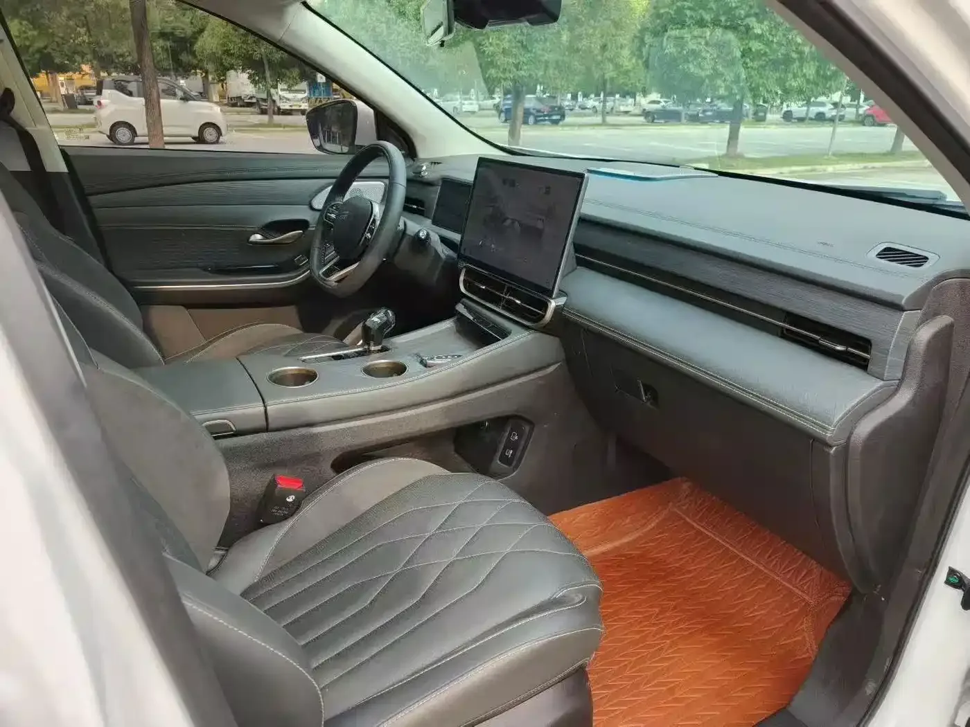 Jetour Shanhai Jetour Shanhai L9 2024 1.5TD 2DHT Pro 7-Seater — Фото автомобиля 5