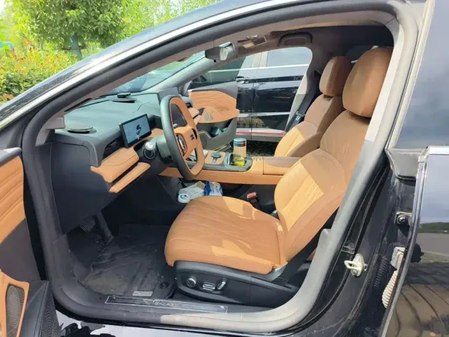Geely Galaxy Xingyao 8 — Фото автомобиля 7