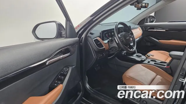 Kia Seltos — Фото автомобиля 10