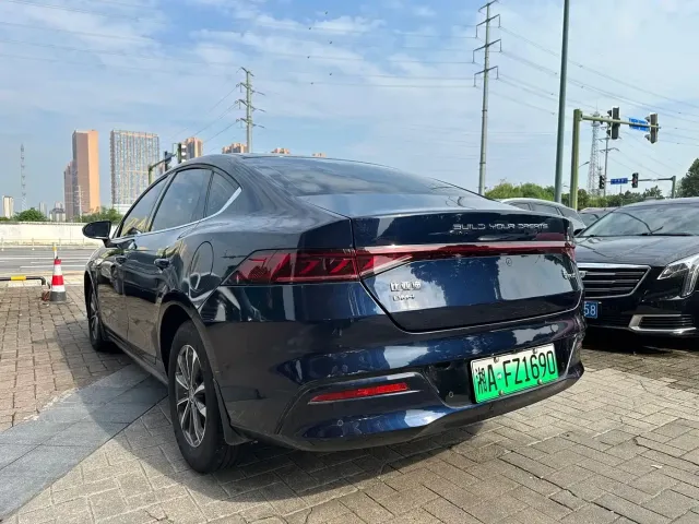 BYD Qin PLUS — Фото автомобиля 5