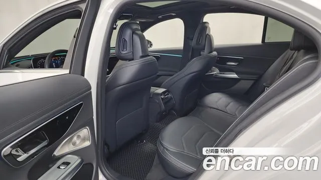 Mercedes-Benz E-Class E-класс W214 — Фото автомобиля 24