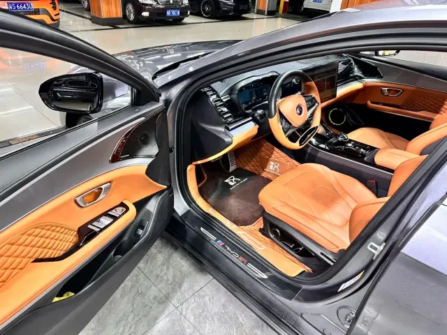 BYD Han — Фото автомобиля 8