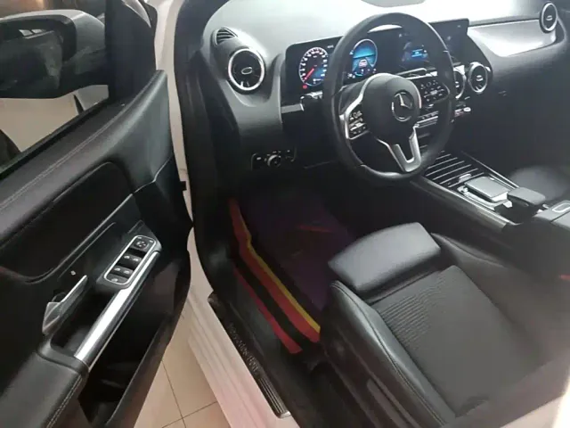 Mercedes-Benz B-Class — Фото автомобиля 15