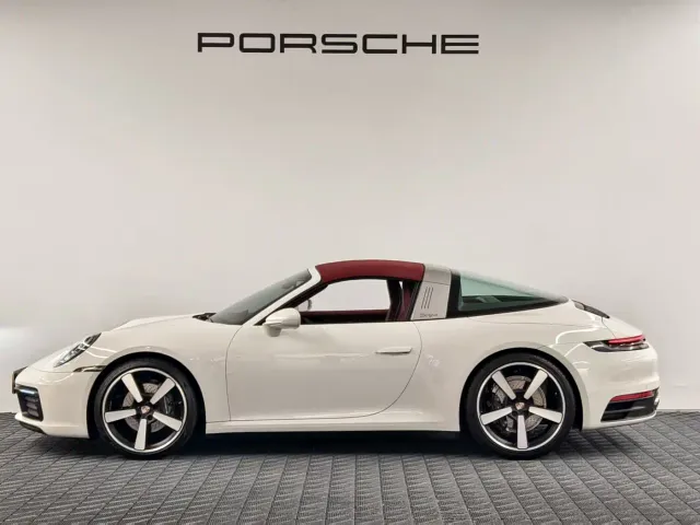 Porsche 911 — Фото автомобиля 4