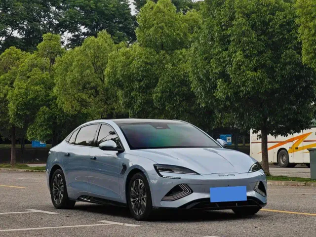 BYD Seal — Фото автомобиля 3