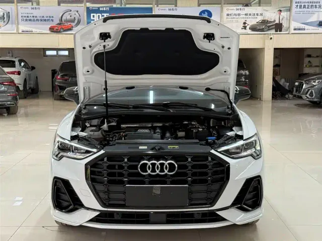 Audi Q3 — Фото автомобиля 7