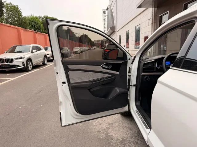 Jetta VS7 — Фото автомобиля 19