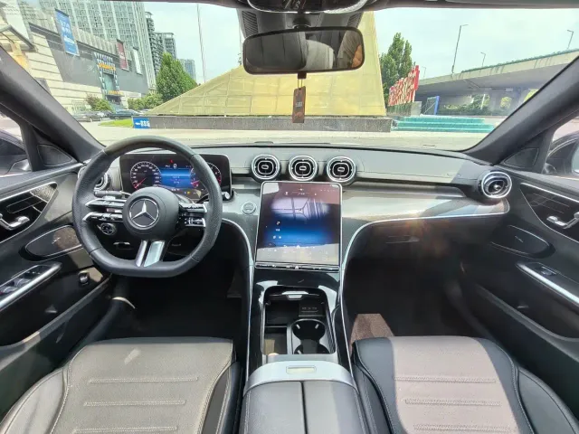 Mercedes-Benz C-Class — Фото автомобиля 4