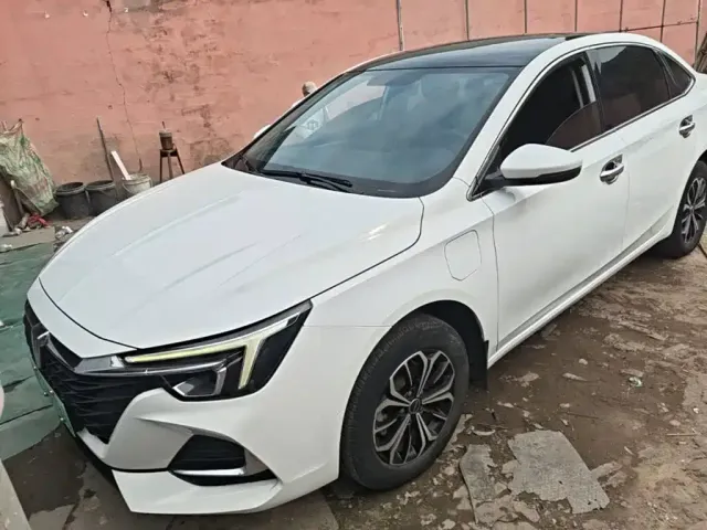 Фотография автомобиля — Roewe i6 MAX EV