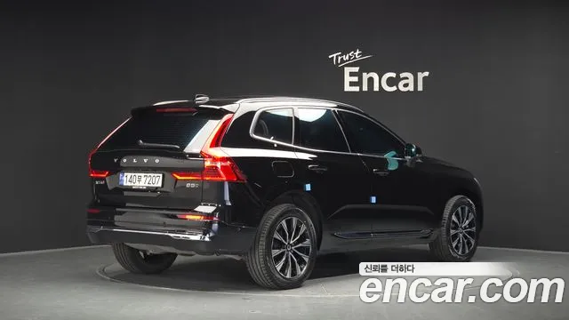 Volvo XC60 Generation 2 — Фото автомобиля 2