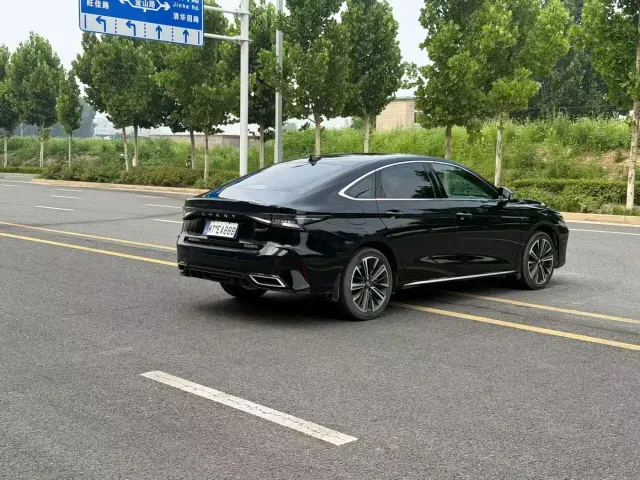 Chery Arrizo 8 — Фото автомобиля 7