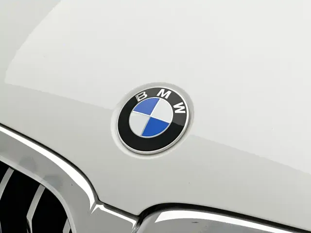 BMW 5 Series — Фото автомобиля 26