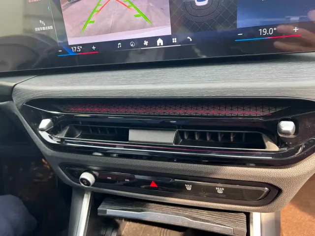 BMW 3 Series — Фото автомобиля 15