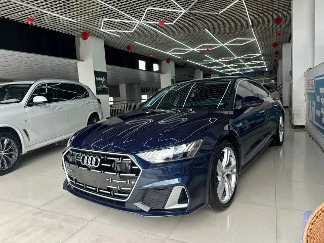 Audi A7L — Фото автомобиля 3