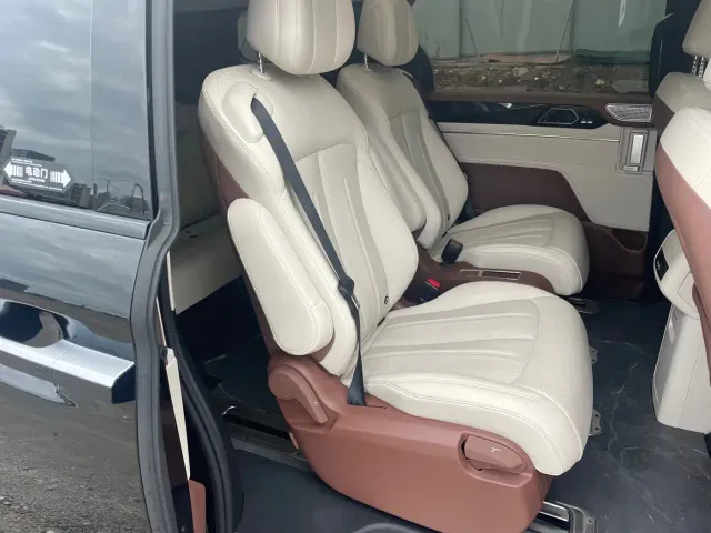 BYD Xia — Фото автомобиля 14