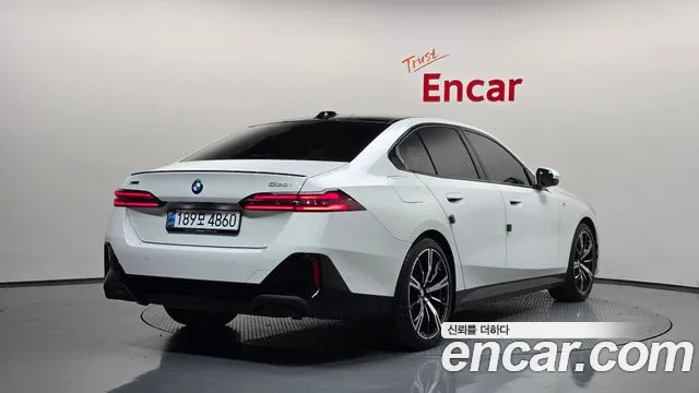 BMW 5 Series G60 — Фото автомобиля 2