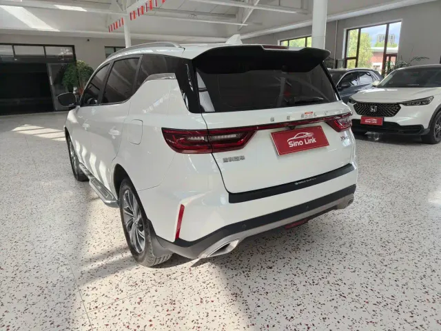 Geely Vision X6 — Фото автомобиля 5