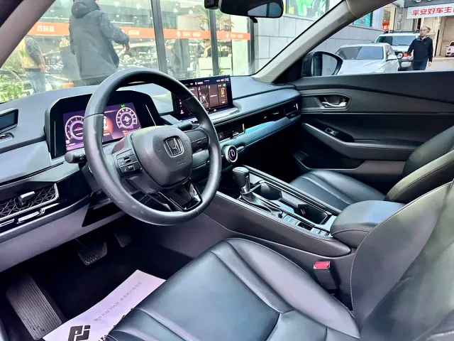 Honda Inspire — Фото автомобиля 8