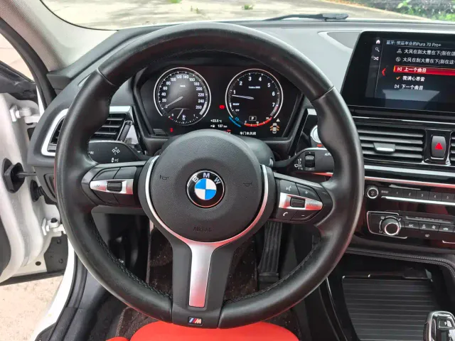 BMW 1 Series — Фото автомобиля 14