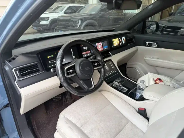 Li Auto Li ONE 2021 Extended Range 6-Seater — Фото автомобиля 4