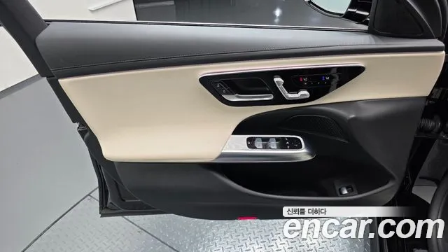Mercedes-Benz E-Class W214 — Фото автомобиля 11